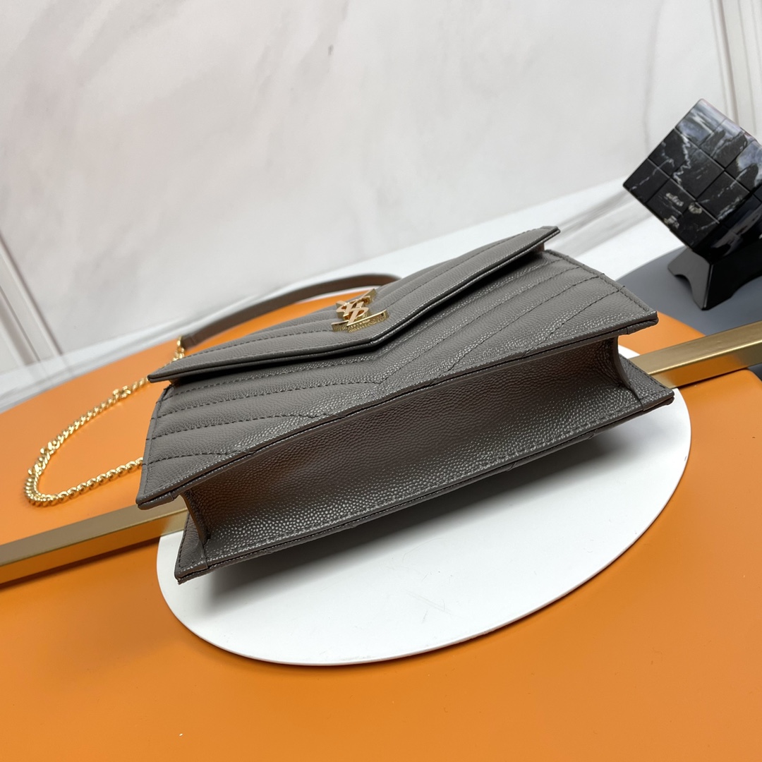 Handbags SAINT LAURENT 393953 size 19x11.5x4 cm - vstockx