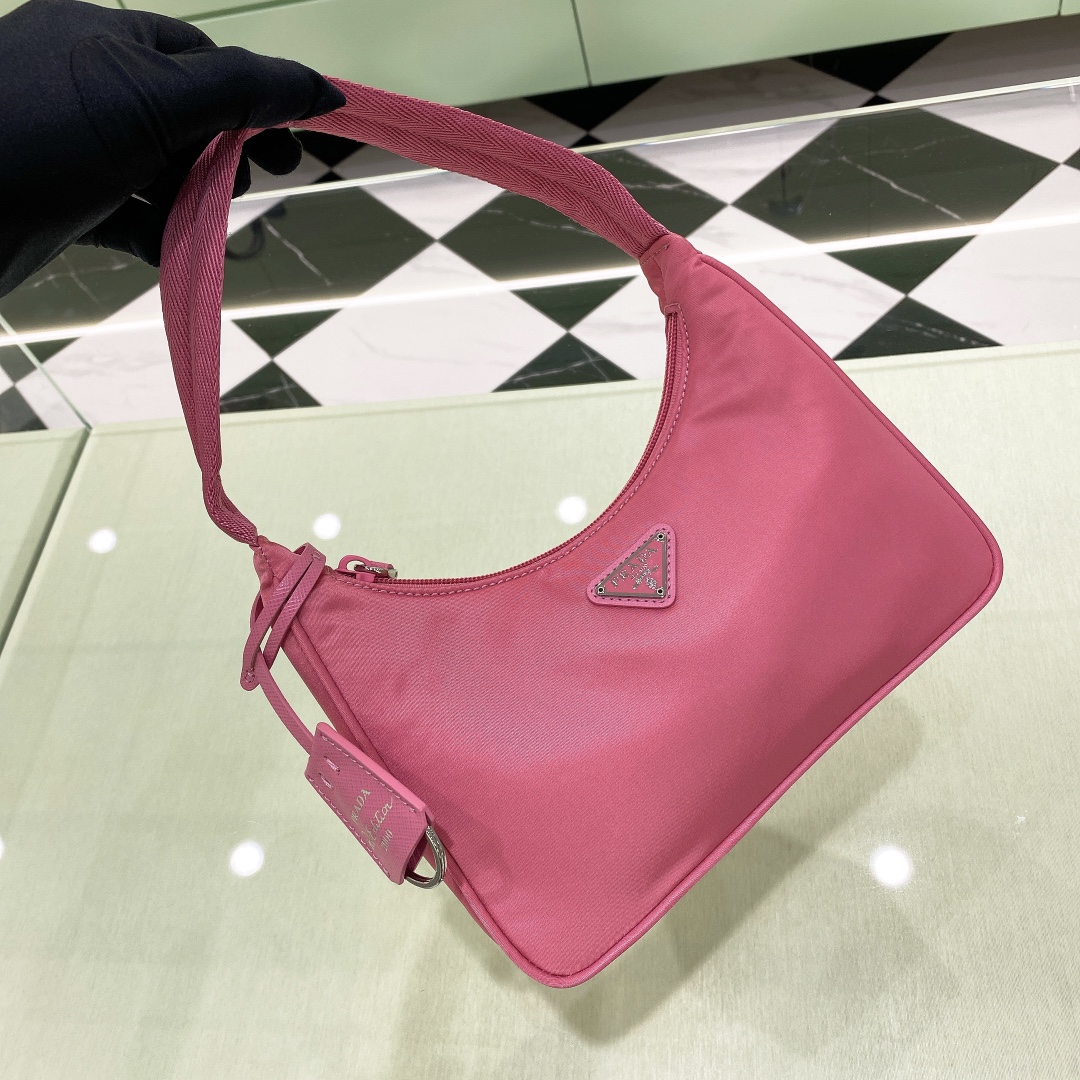 handbags prada Hobo 1NE515 re-edition 2000 Size:22*17*6 - vstockx