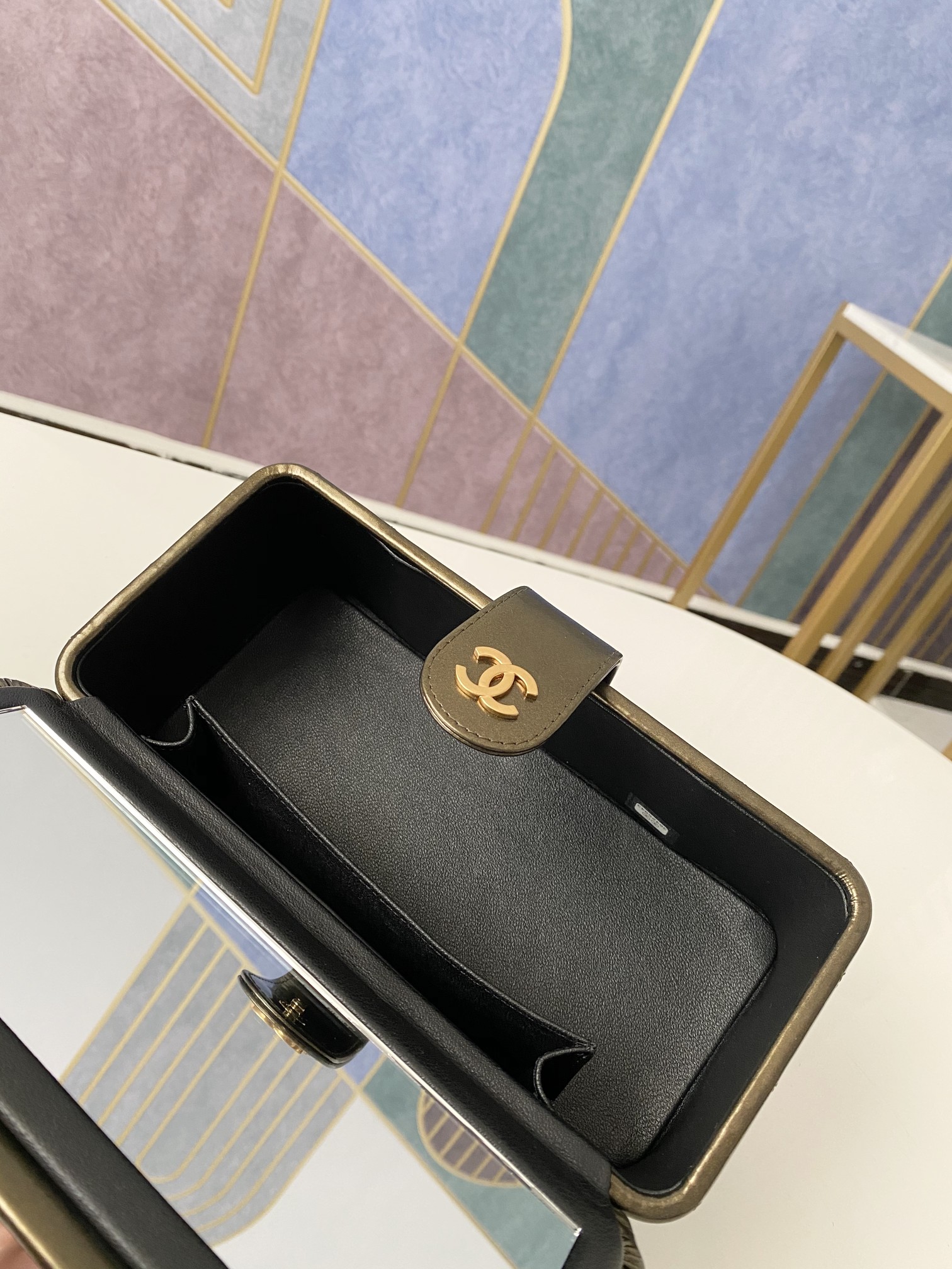 Handbag chanel 01919 size 22 10 8.5 cm - vstockx