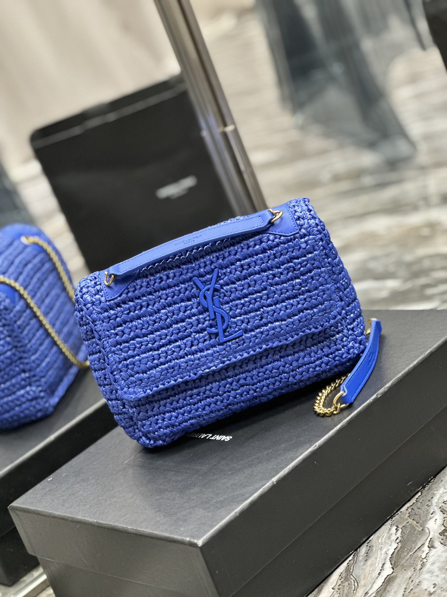Handbags SAINT LAURENT 633151 size 22  16.5  12 cm - vstockx