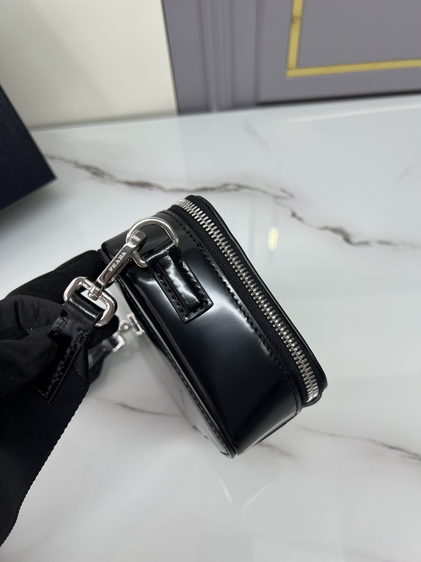 handbags prada 2VH070 19*12.5*5.5 - vstockx