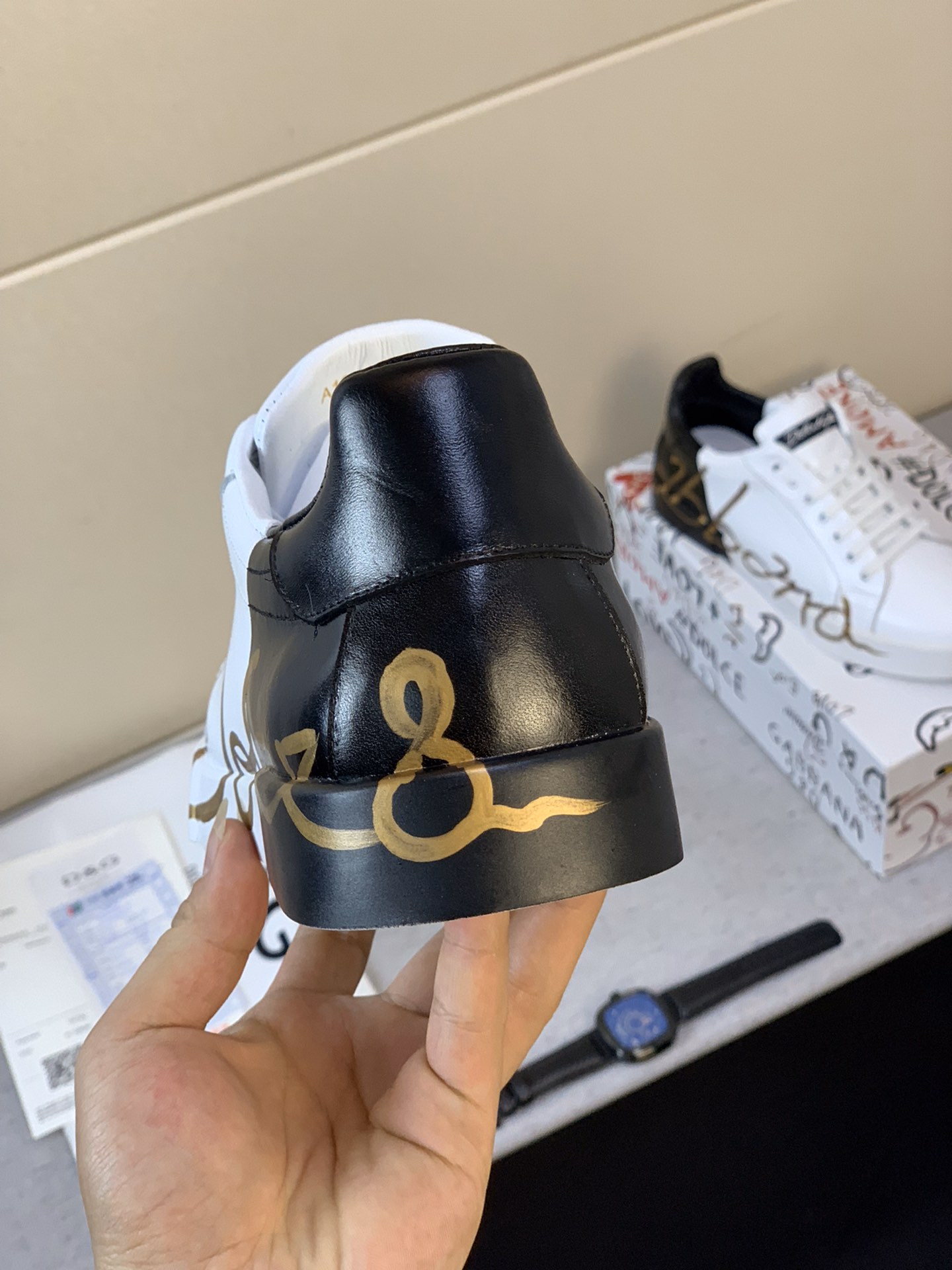 Dolce & Gabbana Low Tops Sneakers 43 - vstockx