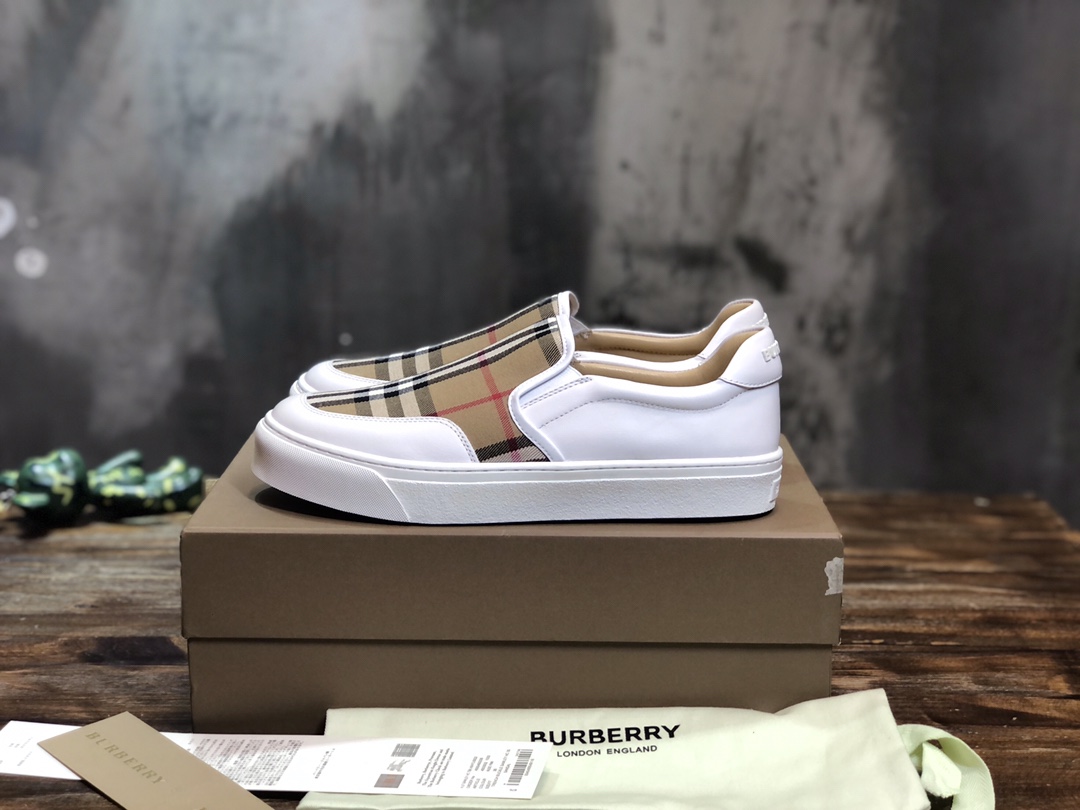 Burberry House Check Sneaker 2 - vstockx
