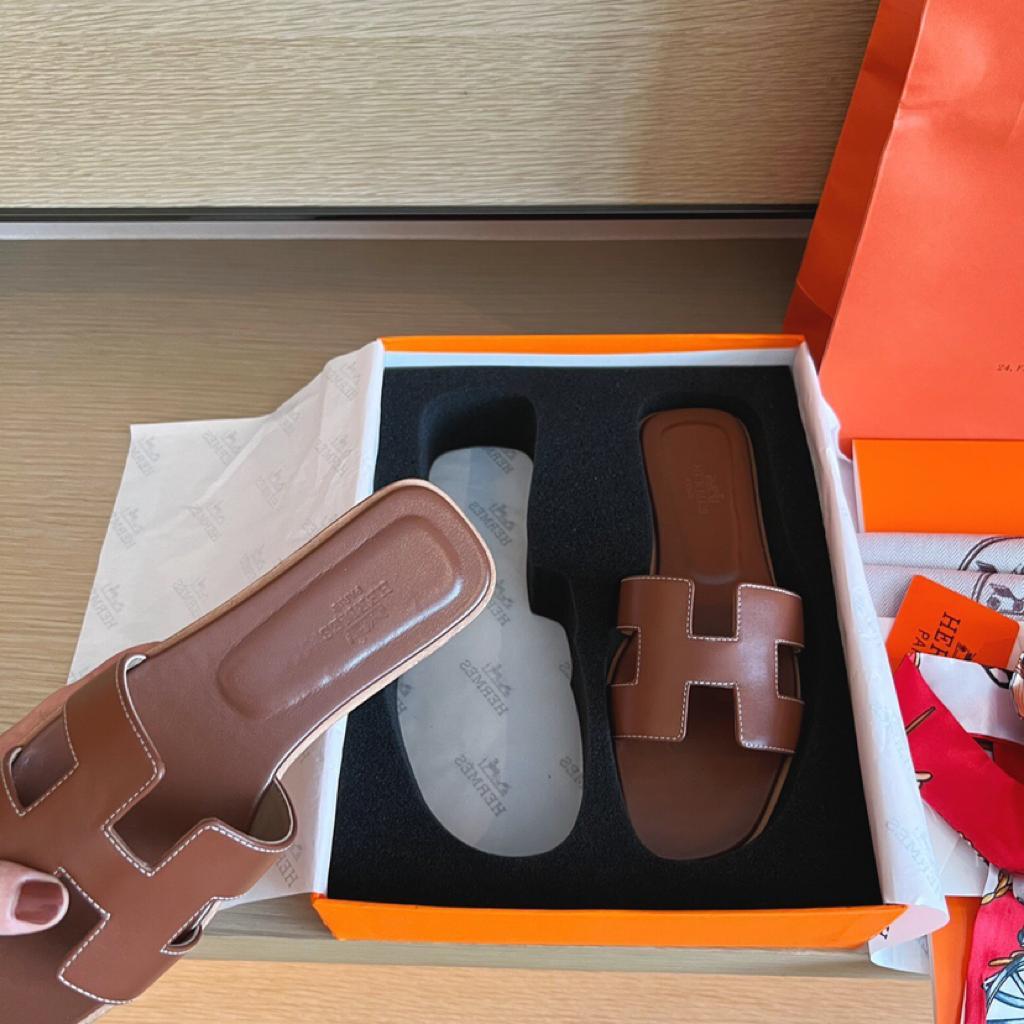 Hermes Sandals 228 - vstockx