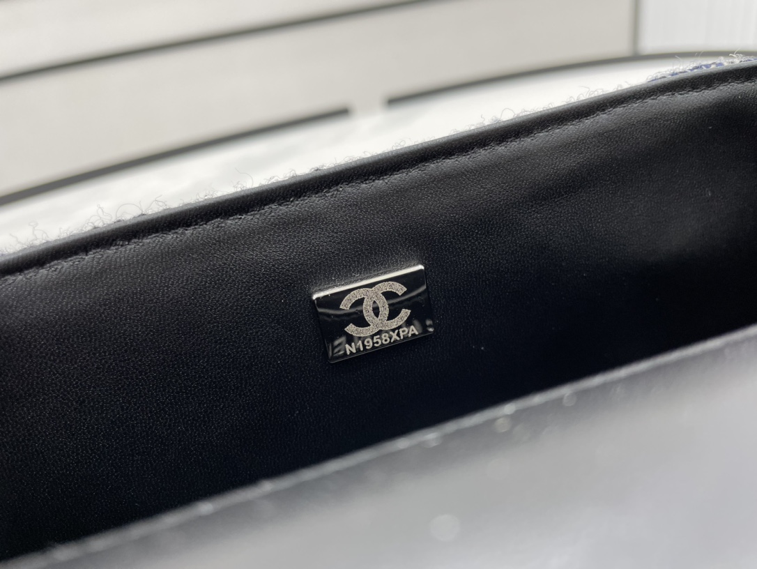 Handbag Chanel size 20 cm - vstockx