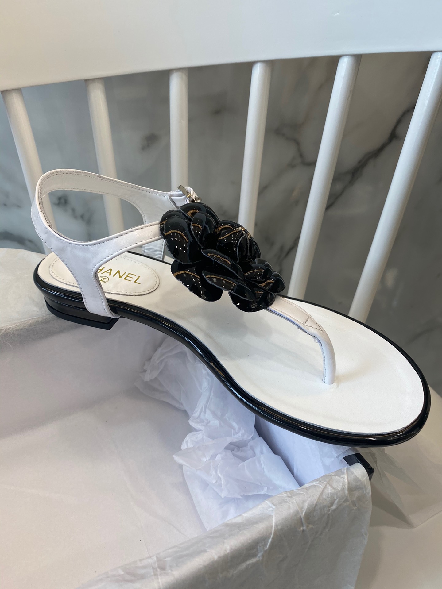 Chanel Slides 33 - vstockx
