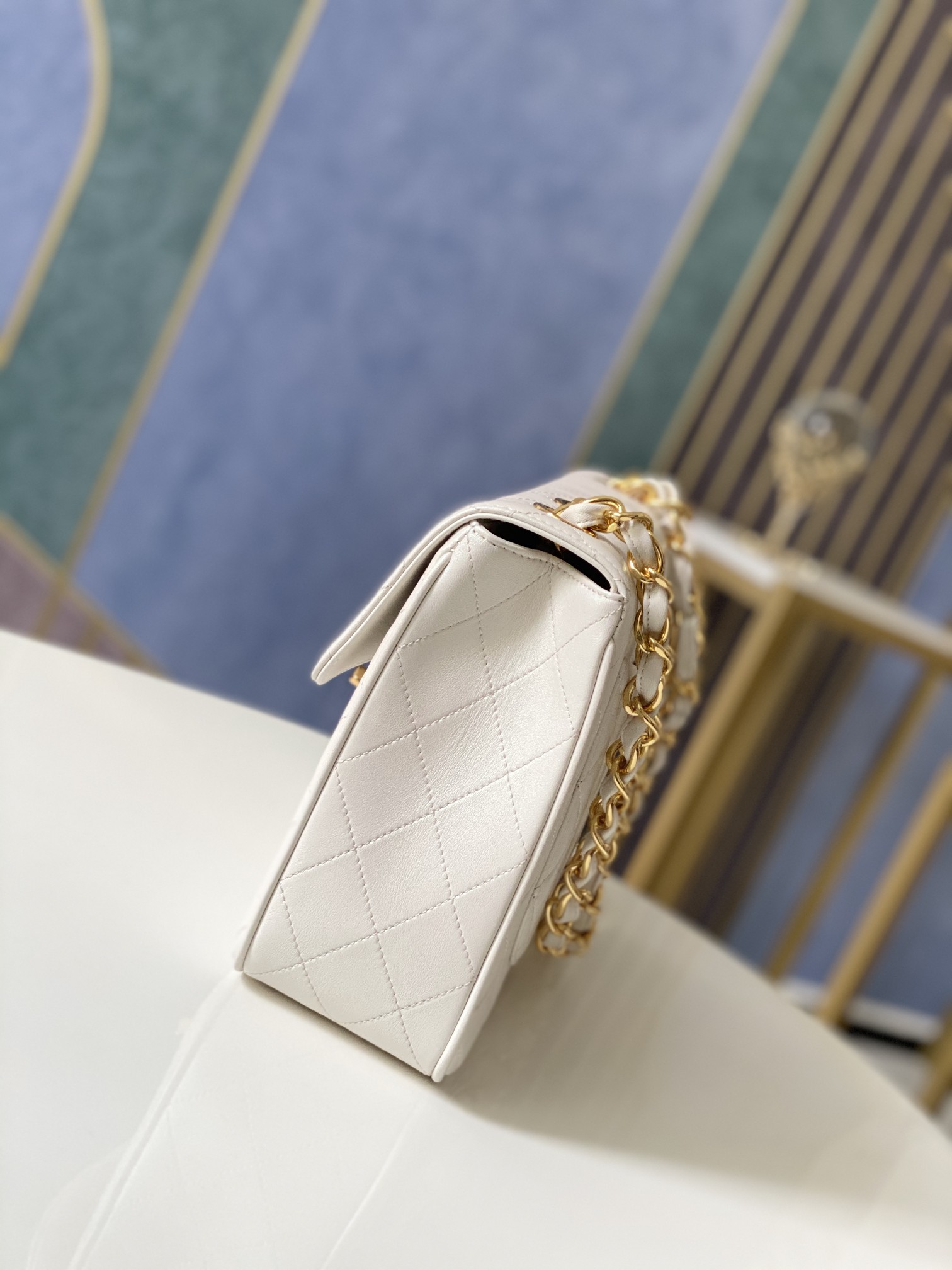 Handbag Chanel A88 size 30.21.8 cm - vstockx