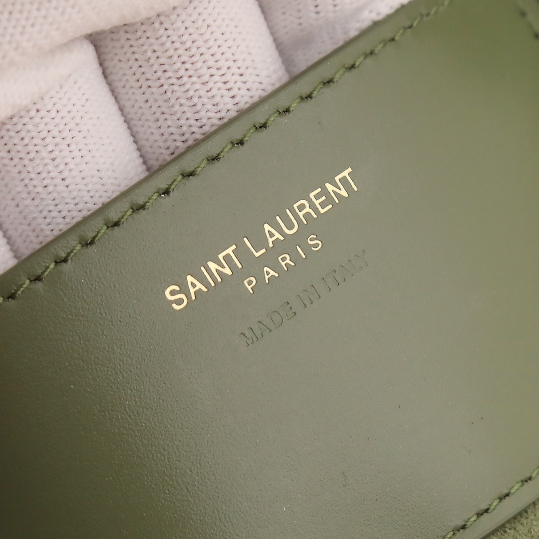 Handbags SAINT LAURENT 710318 size 19X11.5x4.5 cm - vstockx