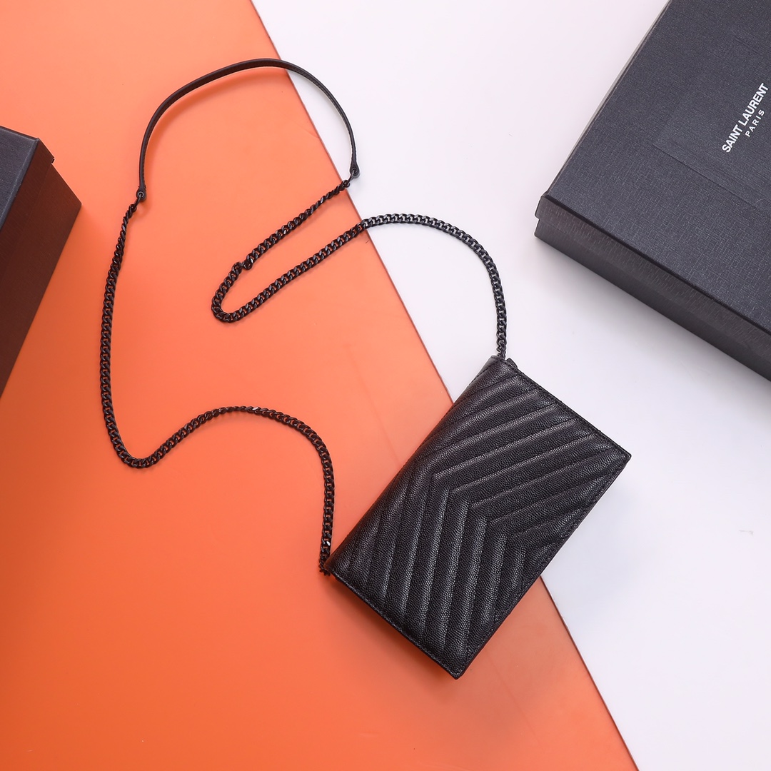 Handbags SAINT LAURENT 393953 size 19x11.5x4 cm - vstockx