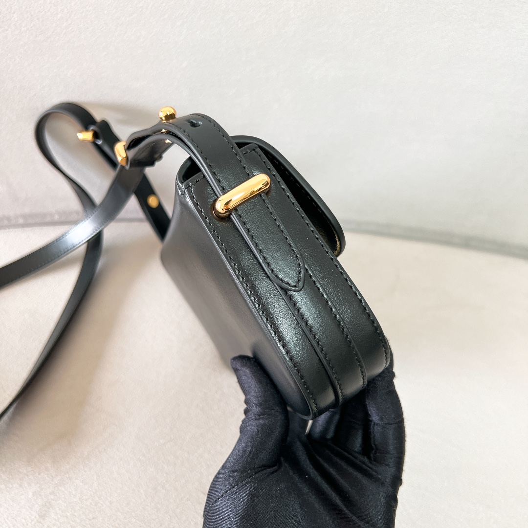 handbags prada 1BD339 Size:20.5*10.5*4cm - vstockx