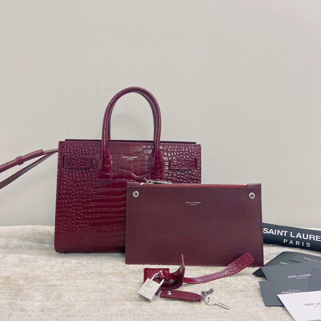 Handbags SAINT LAURENT 421863 size 26*20.5*12.5 cm - vstockx