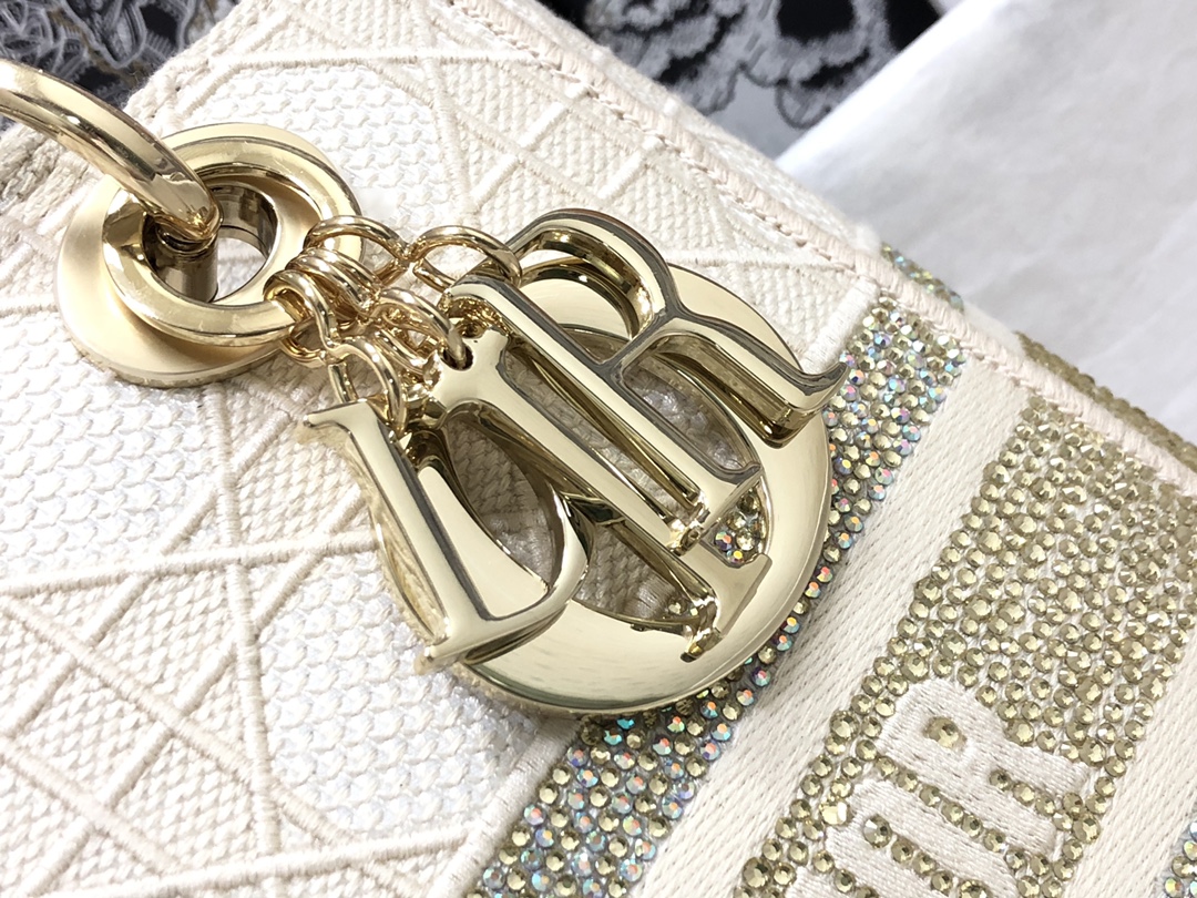 Handbag Dior M0565 size 24*20*11 cmm - vstockx