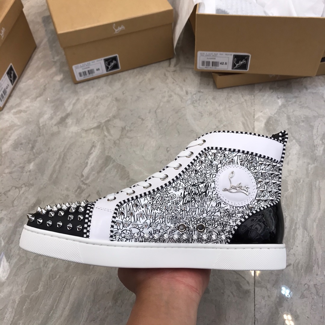 Christian Louboutin Louis Junior Spikes Orlato Flat Sneakers 42 - vstockx