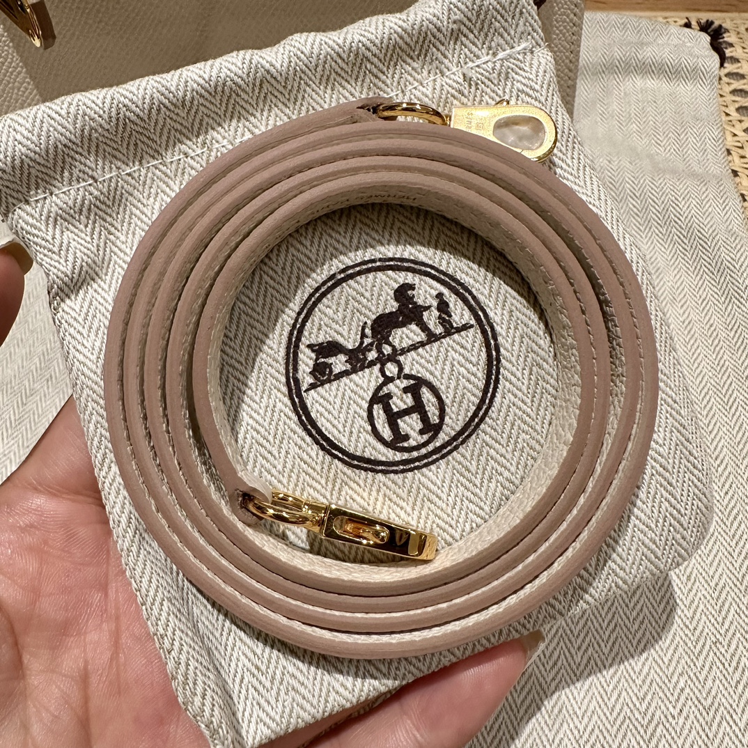 Handbags Hermes mini Kelly size:19 cm - vstockx