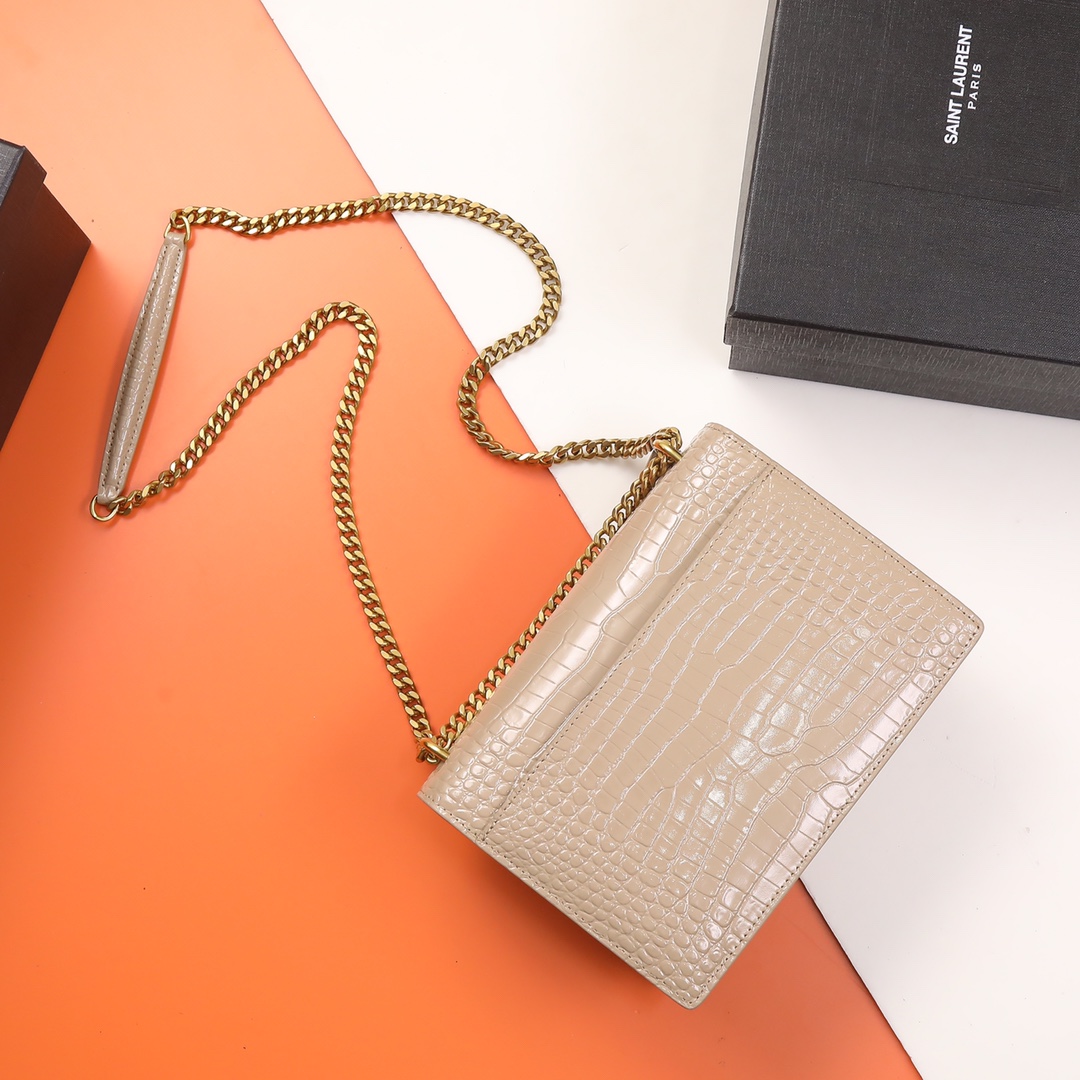 Handbags SAINT LAURENT 442906 size 22x8x16 cm - vstockx