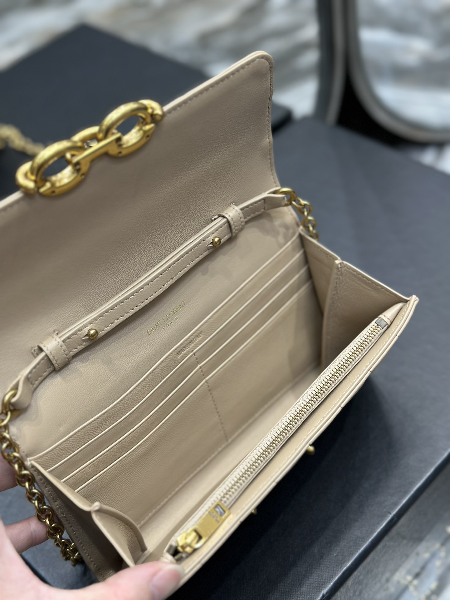 Handbags SAINT LAURENT 738109 size 19  11  4 cm - vstockx