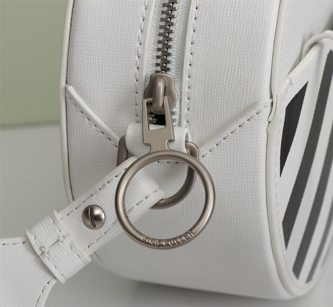 handbags OFF-White 521  4335870  size:18*18*7.5cm - vstockx
