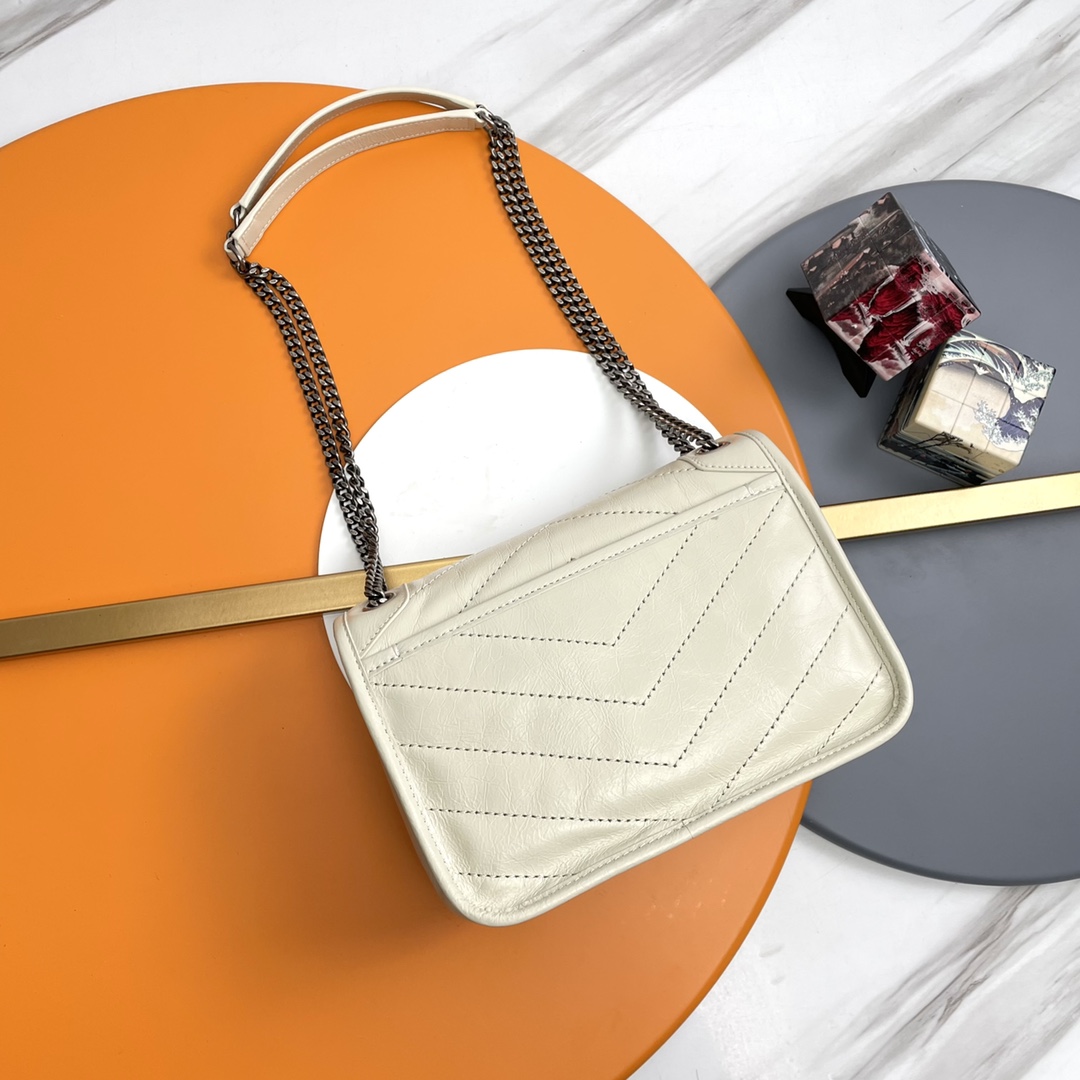 Handbags SAINT LAURENT 533037 size 22-16-7 cm - vstockx