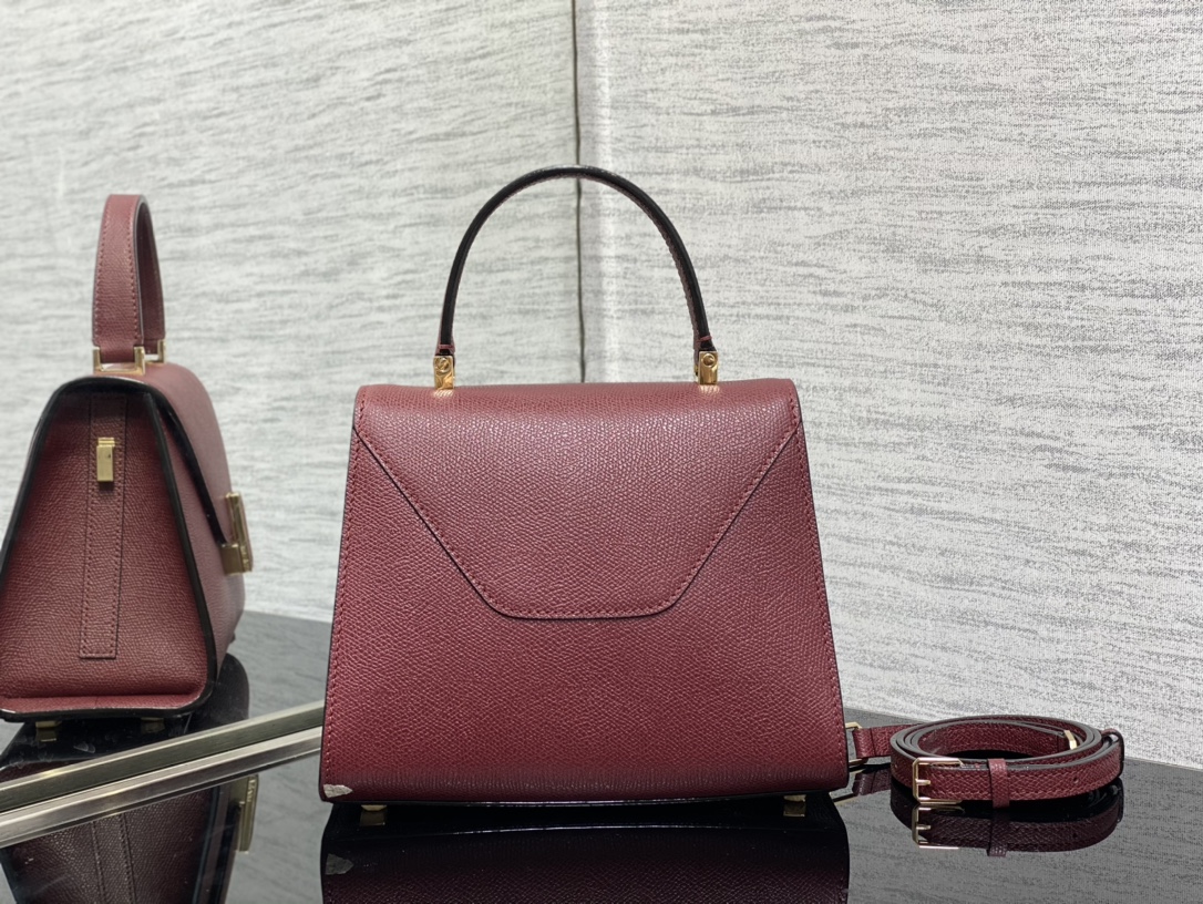 Handbag VALEXTRA size *'* - vstockx