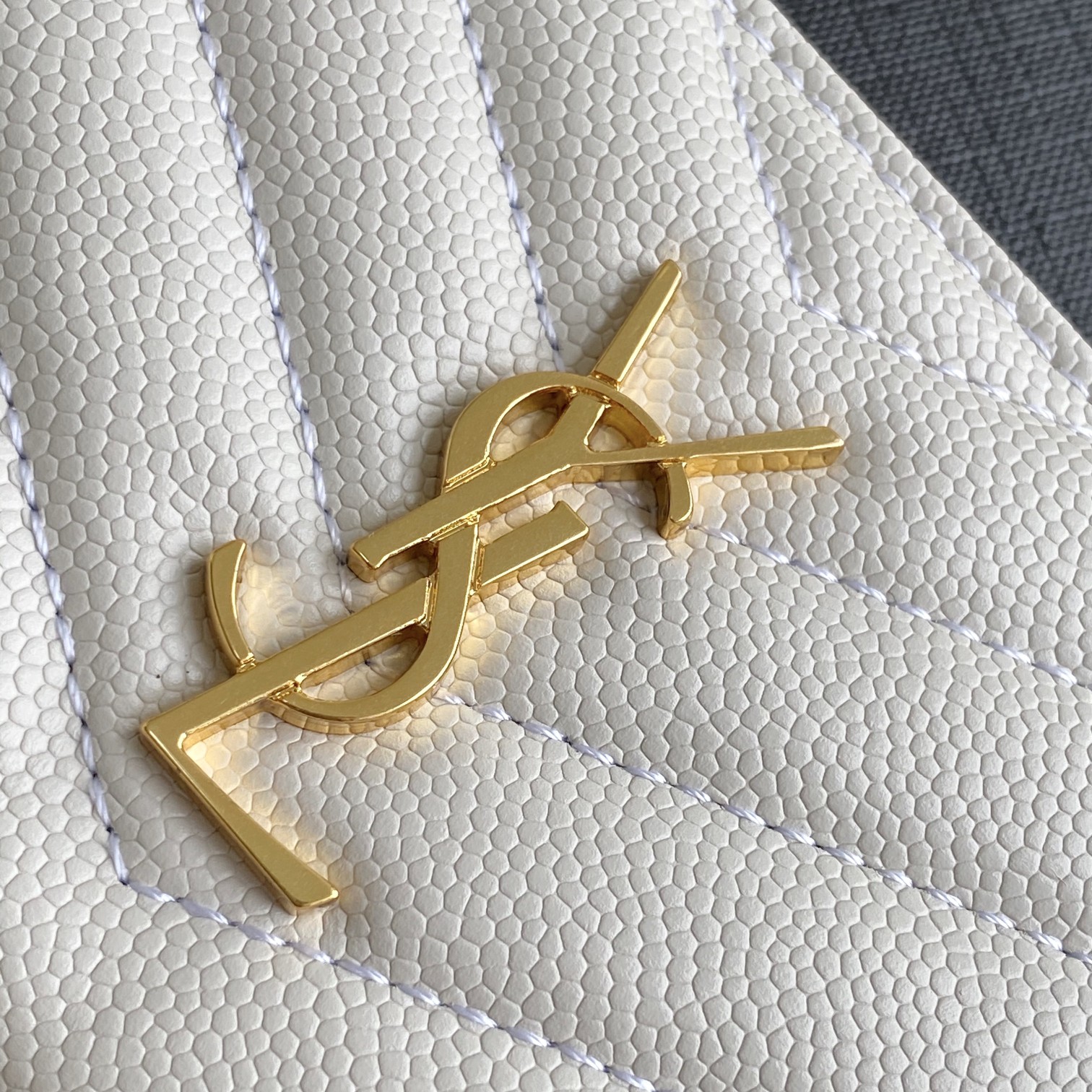 Handbags SAINT LAURENT 438386 size 13x7.5x2 cm - vstockx