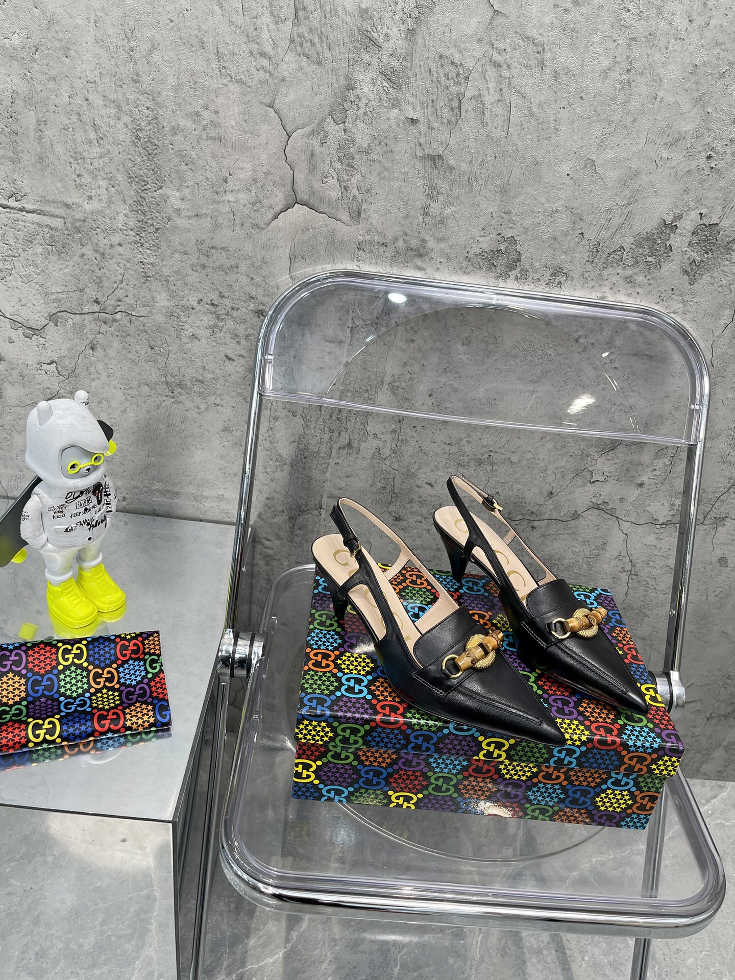 Gucci Women's crocodile print pump WOMEN 4 - vstockx