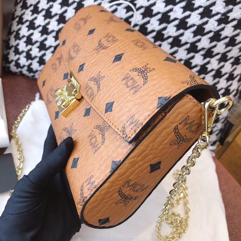 Handbags MCM 6226 size:24*14*5 cm - vstockx