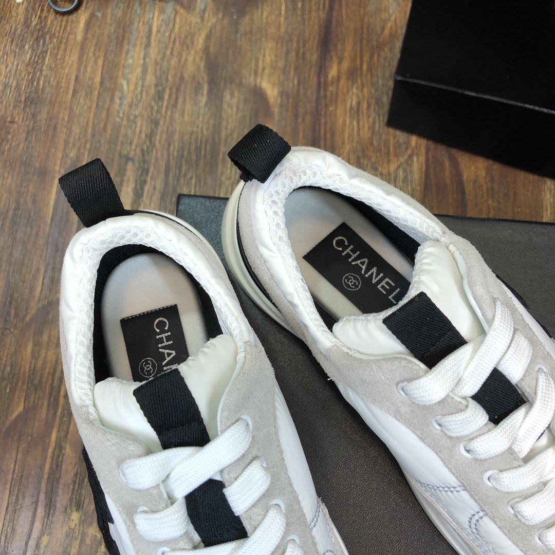 Chanel Fabric & Suede Calfskin Low Top Sneaker 33 - vstockx