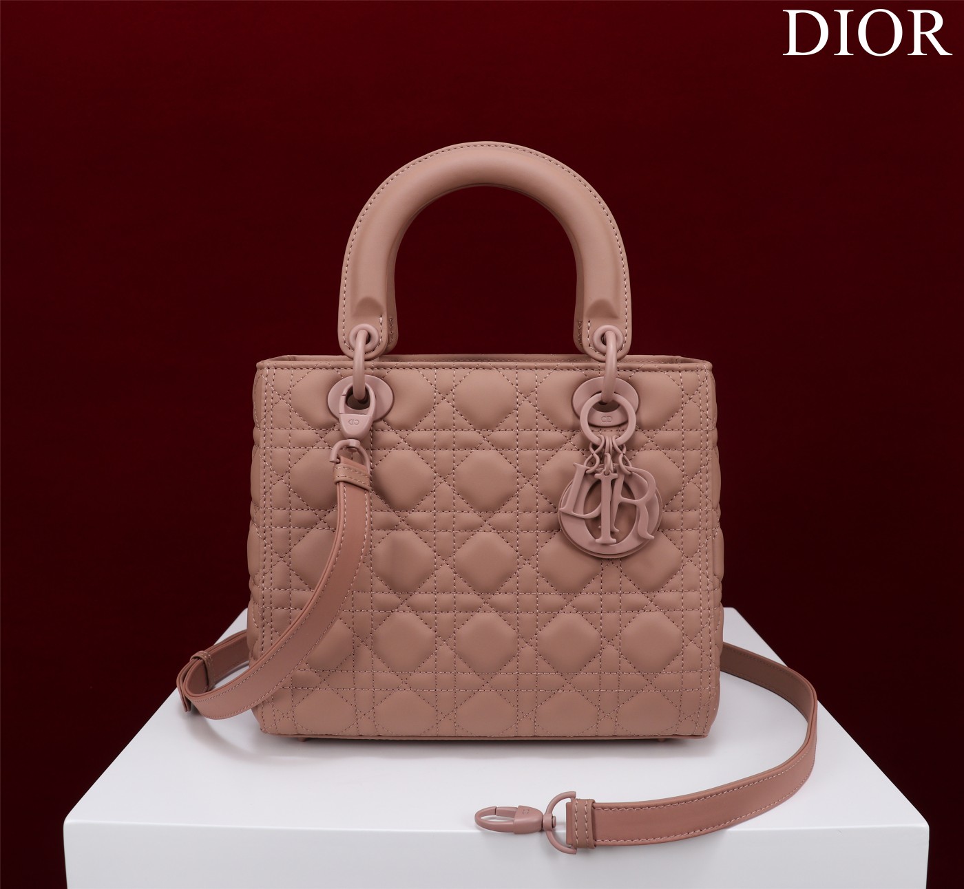 Handbag Dior M0565 size 32*24*12 cm - vstockx