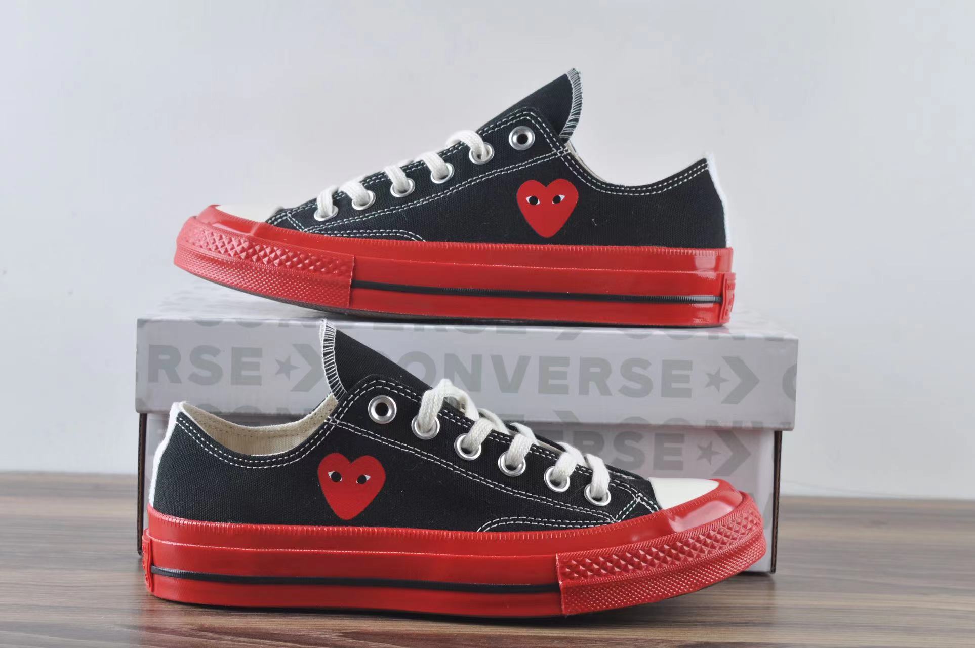 Converse Chuck Taylor All-Star 70 Ox Comme des Garcons PLAY Black Red Midsole - vstockx