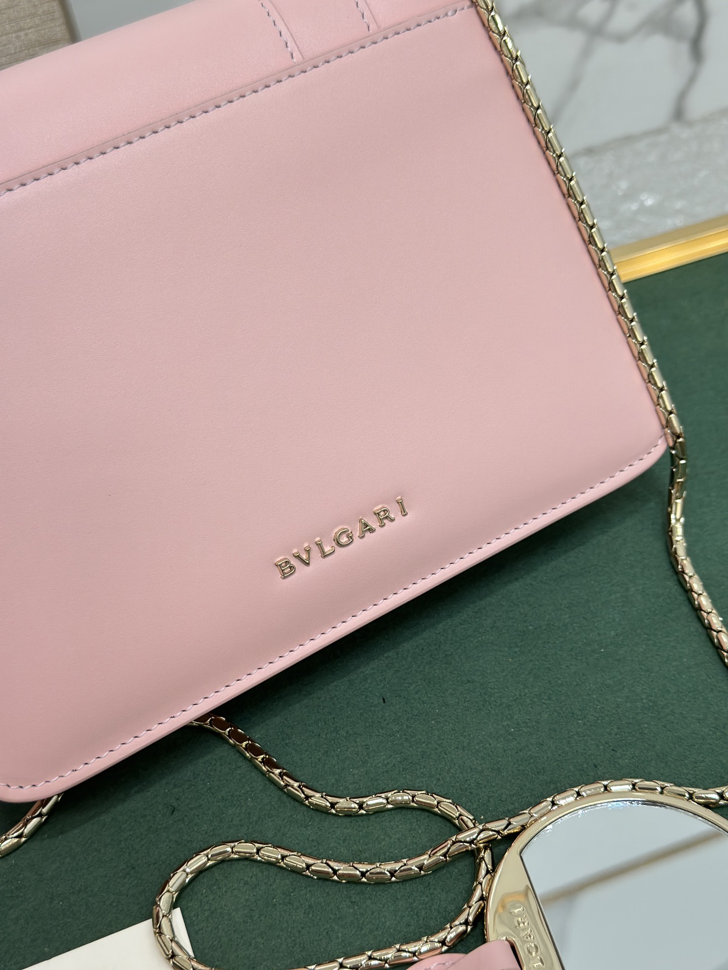 Handbags Bvlgari 35107 size:20*15*5 cm - vstockx