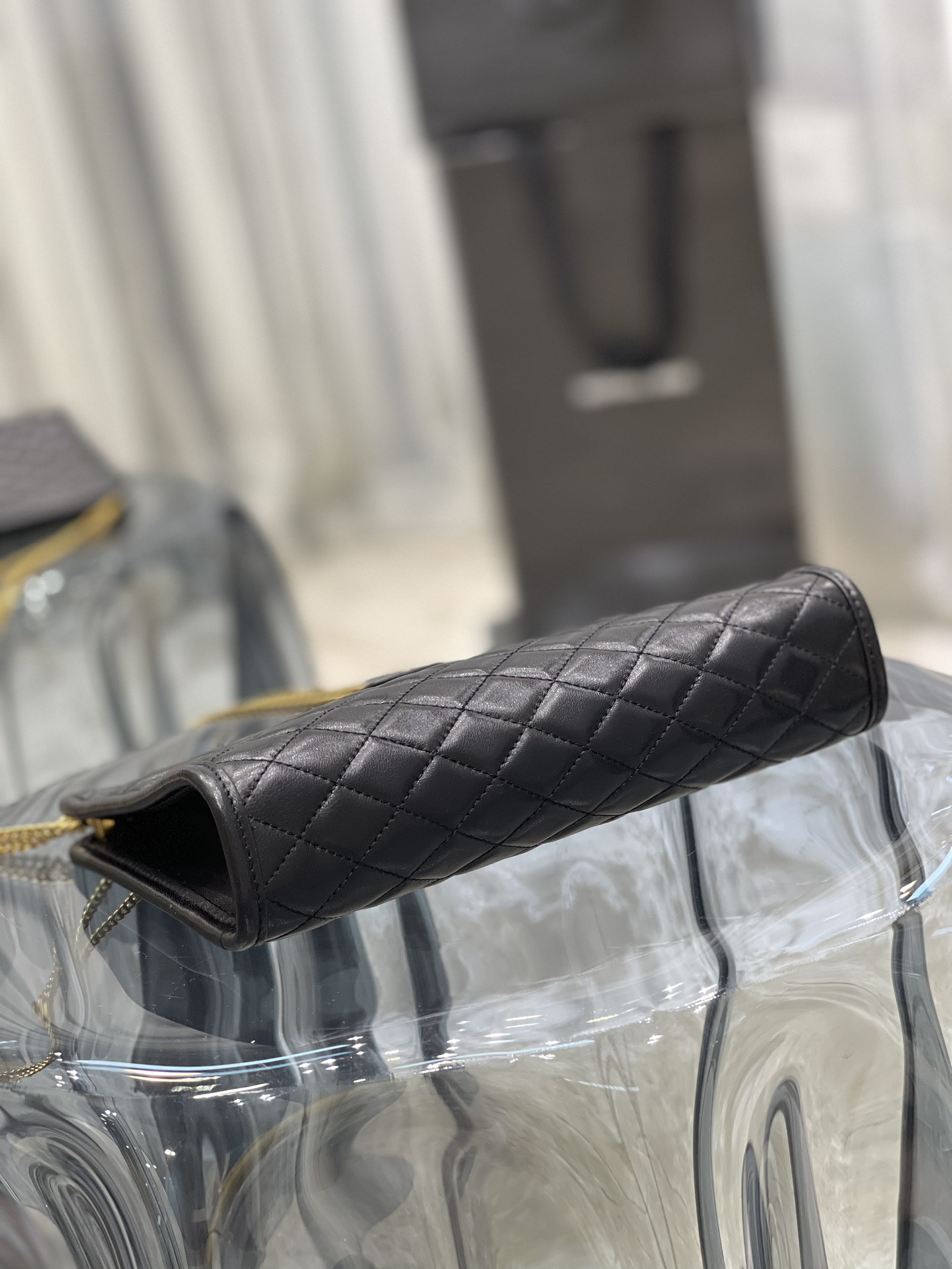 Handbags SAINT LAURENT 657361 size 23X16X5 CM - vstockx