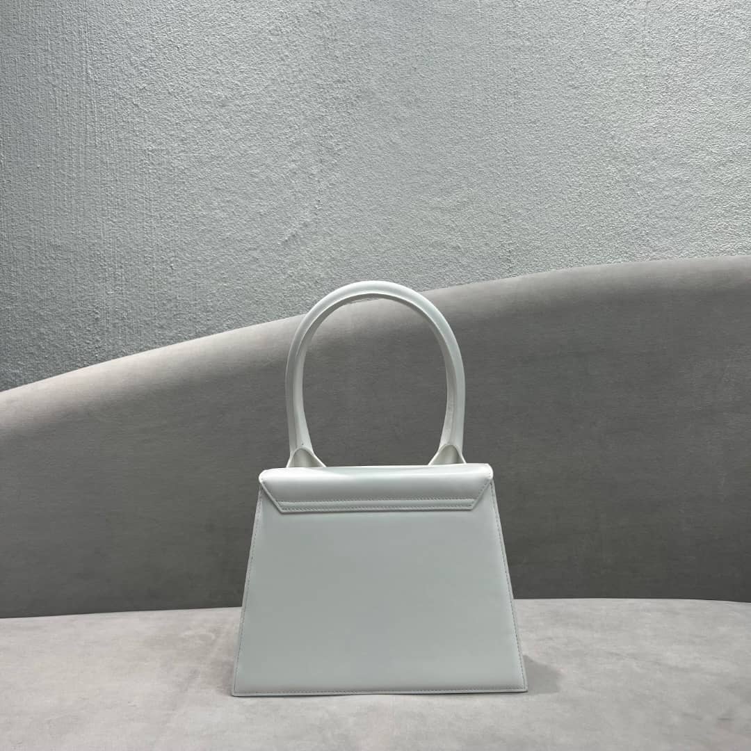 handbag Jacquemus bamnino 2020 size 24*18*10 cm - vstockx