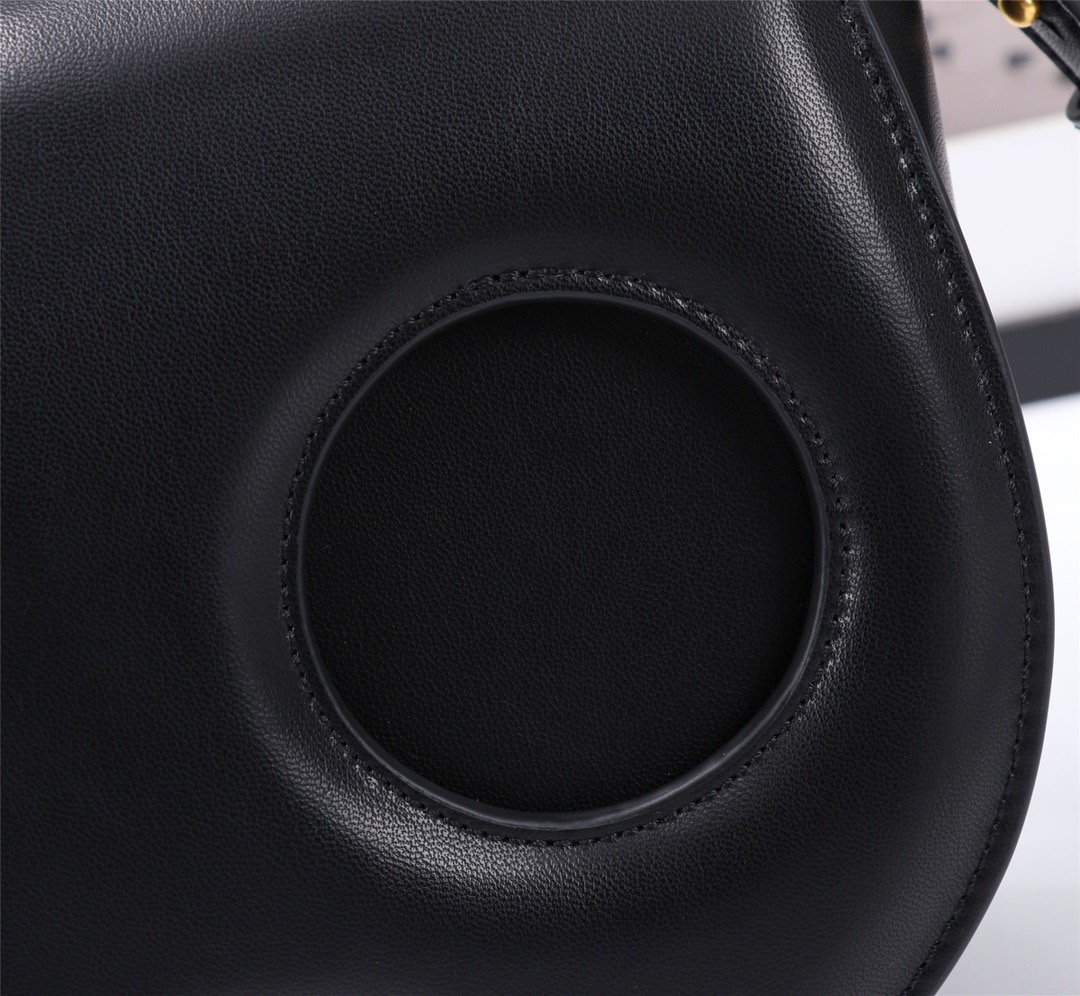 handbags OFF-White 573  6553870  size:24*18*9cm - vstockx