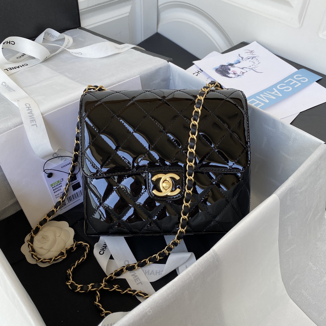 Handbag Chanel AS3649 size 18X19.5X9.5 cm - vstockx
