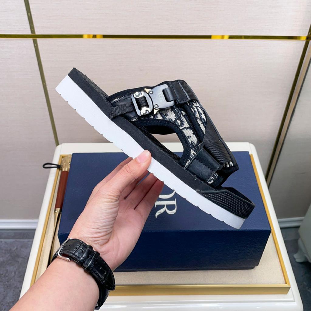 Dior Alpha Sandal Oblique - vstockx