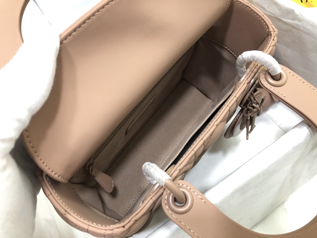 Handbag Dior M0538 size 20*16.5*8 cm - vstockx