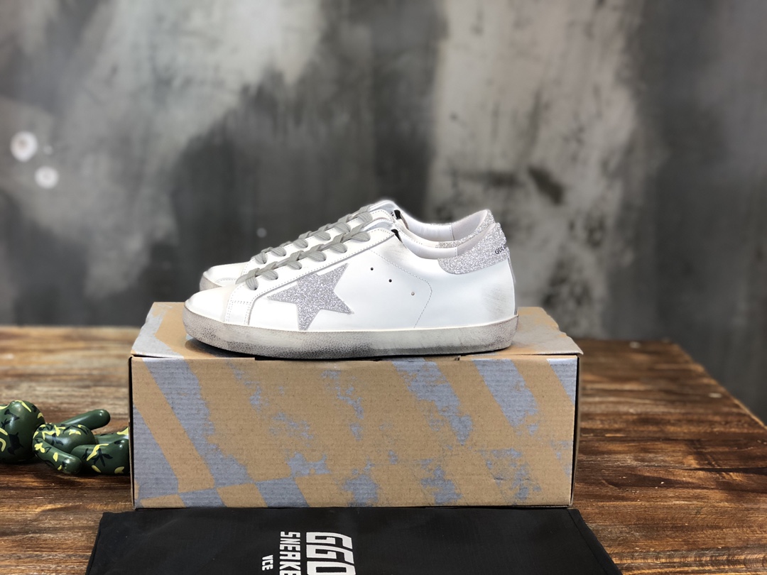 Golden Goose Superstar distressed-finish sneakers 5 - vstockx