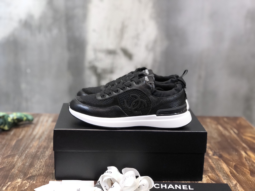 Chanel Fabric & Suede Calfskin Low Top Sneaker 38 - vstockx