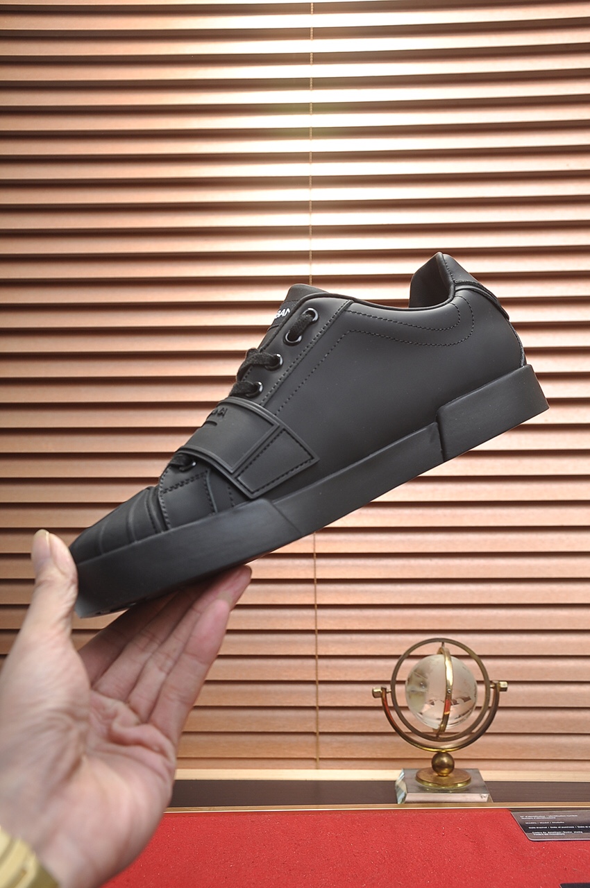 Dolce & Gabbana Low Tops Sneakers 12 - vstockx