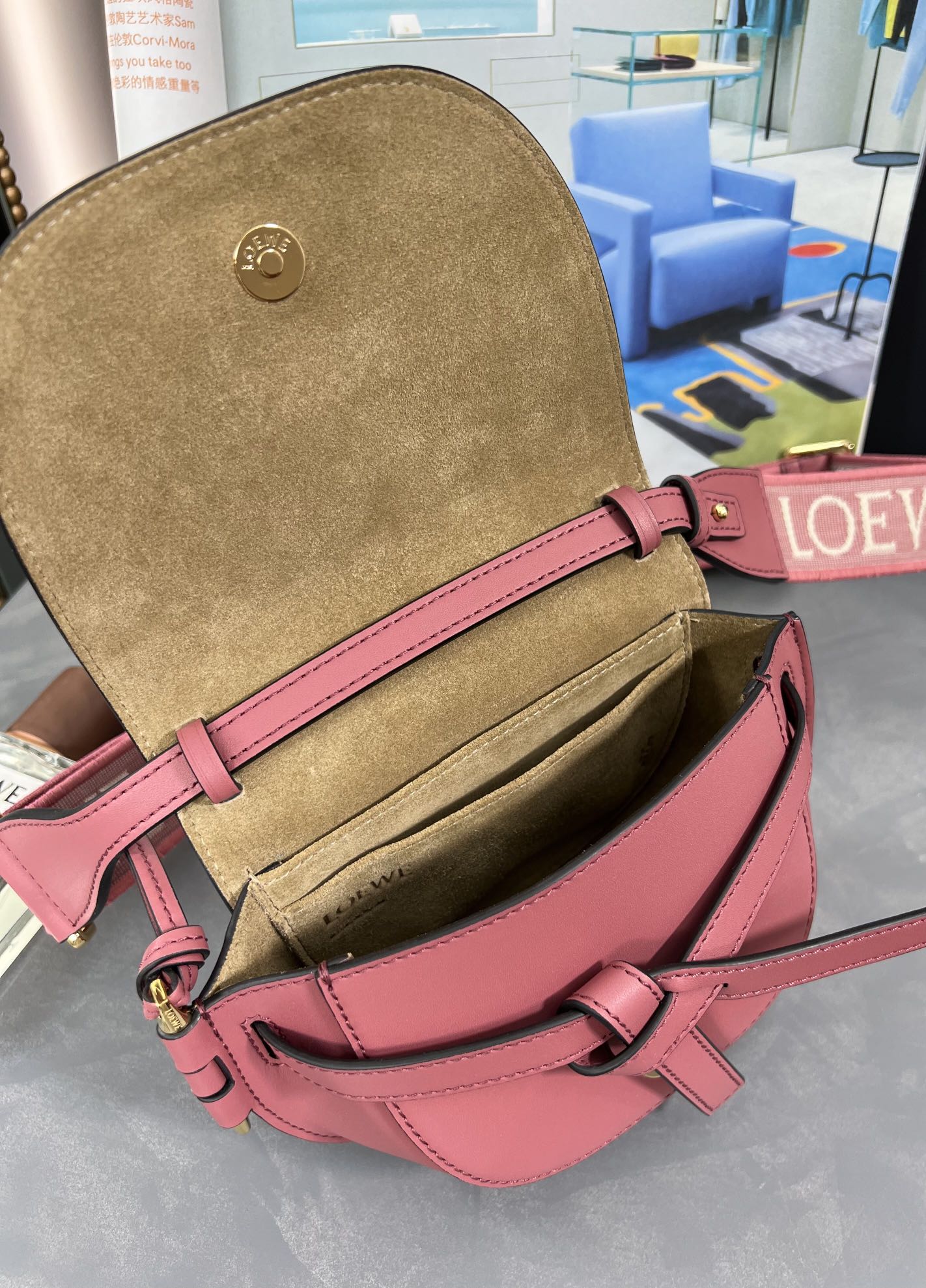 Handbags LOEWE   size:15*12.5*9cm - vstockx