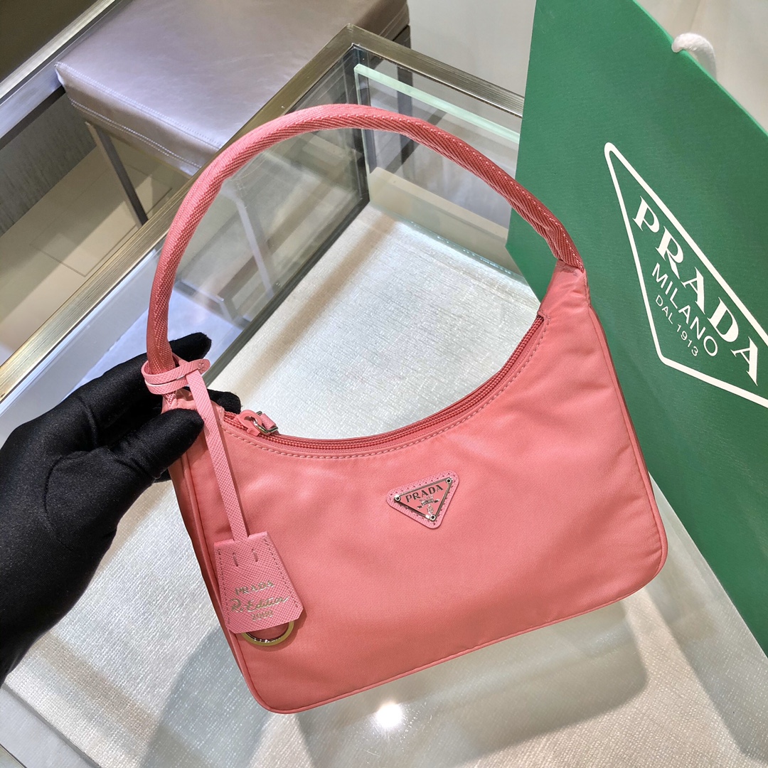 handbags prada Hobo 1NE515 Re-edition 2000 Size:22*17*6 - vstockx
