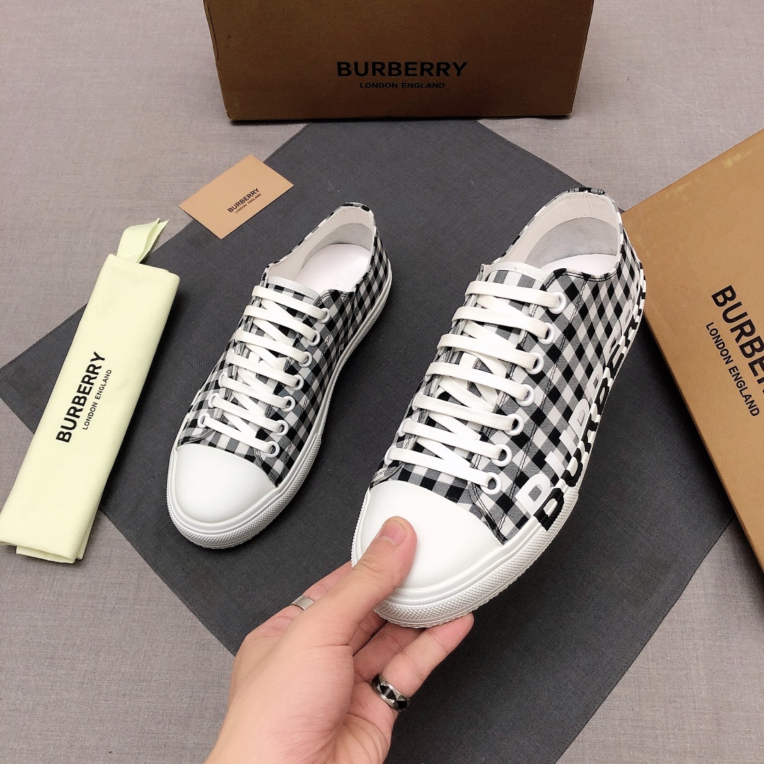 Burberry Perforated Check Sneaker 11 - vstockx