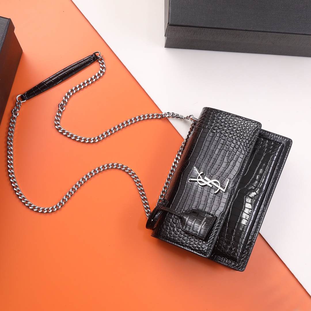 Handbags SAINT LAURENT 442906 size 22x8x16 cm - vstockx