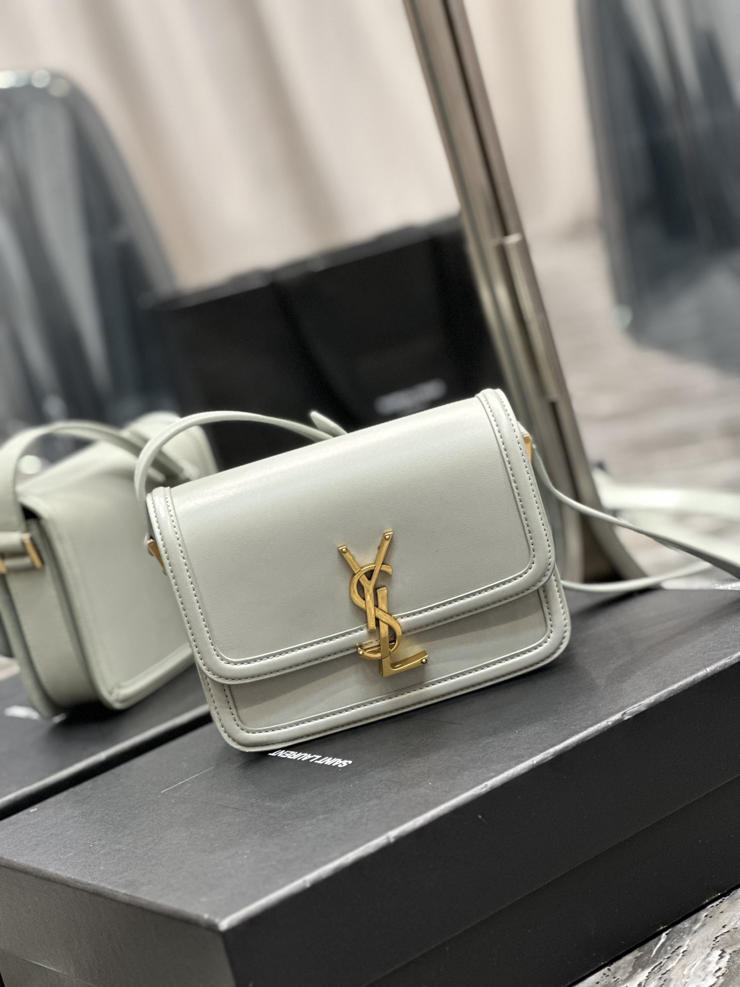 Handbags SAINT LAURENT 634305 size 19  13  5 cm - vstockx