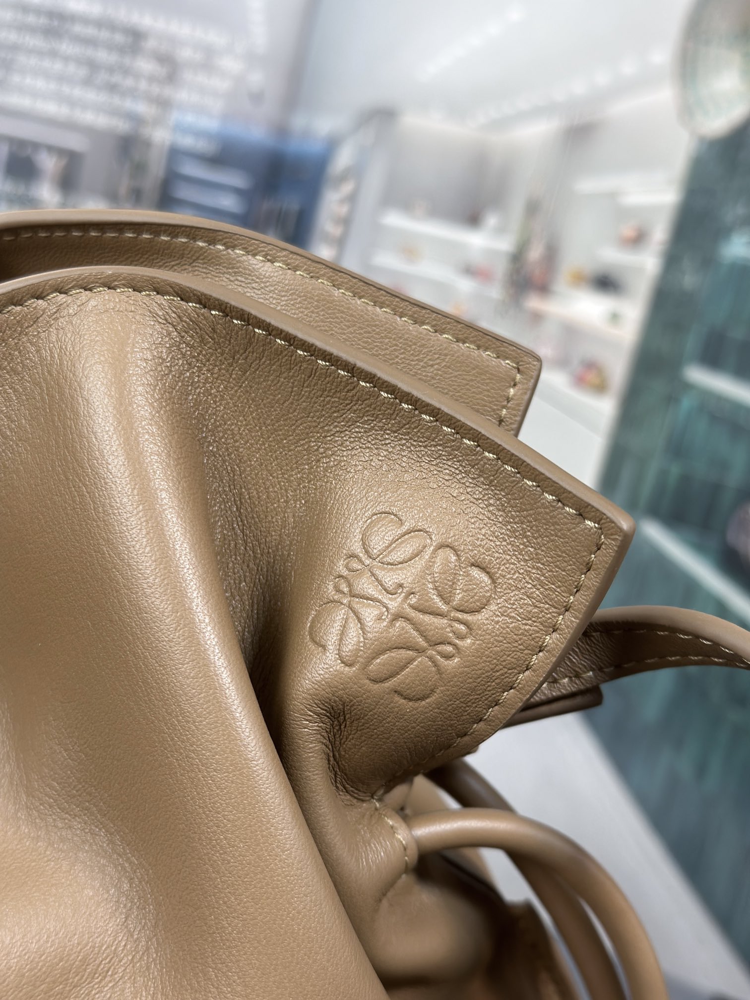 Handbags LOEWE mini flamenco clutch size:22.5-18-9 cm - vstockx