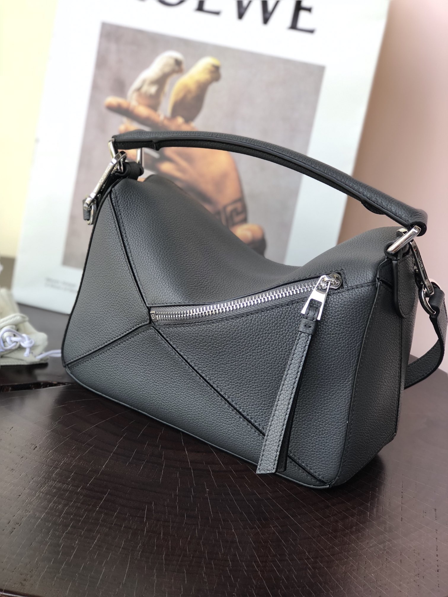 Handbags LOEWE zp size:24*14*11 cm - vstockx
