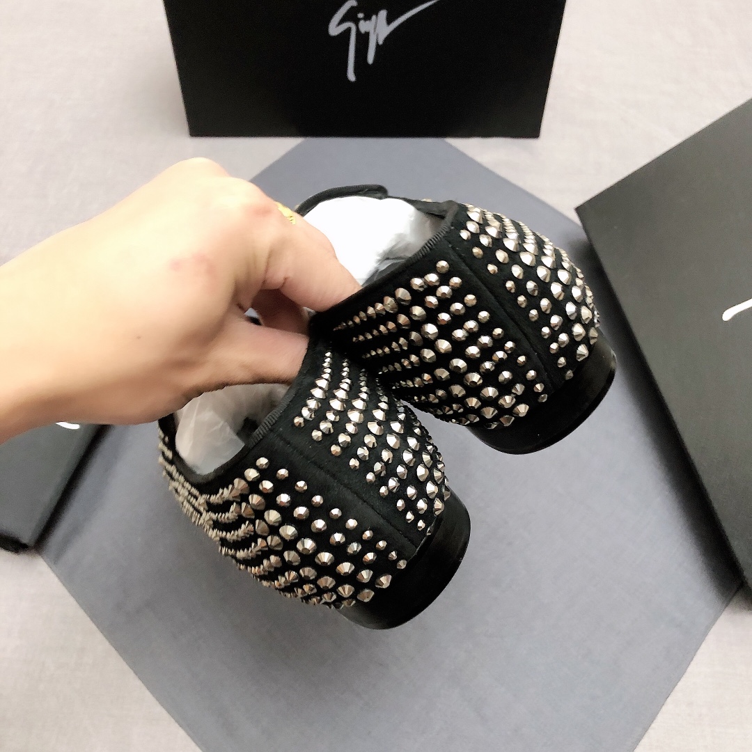 Giuseppe Zanotti Slip-on 5 - vstockx