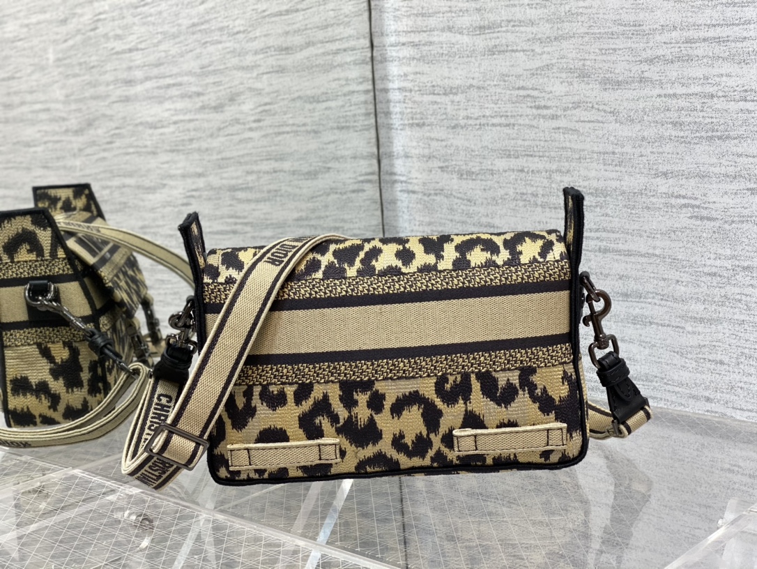 Handbag Dior size 23*15*8 cm - vstockx