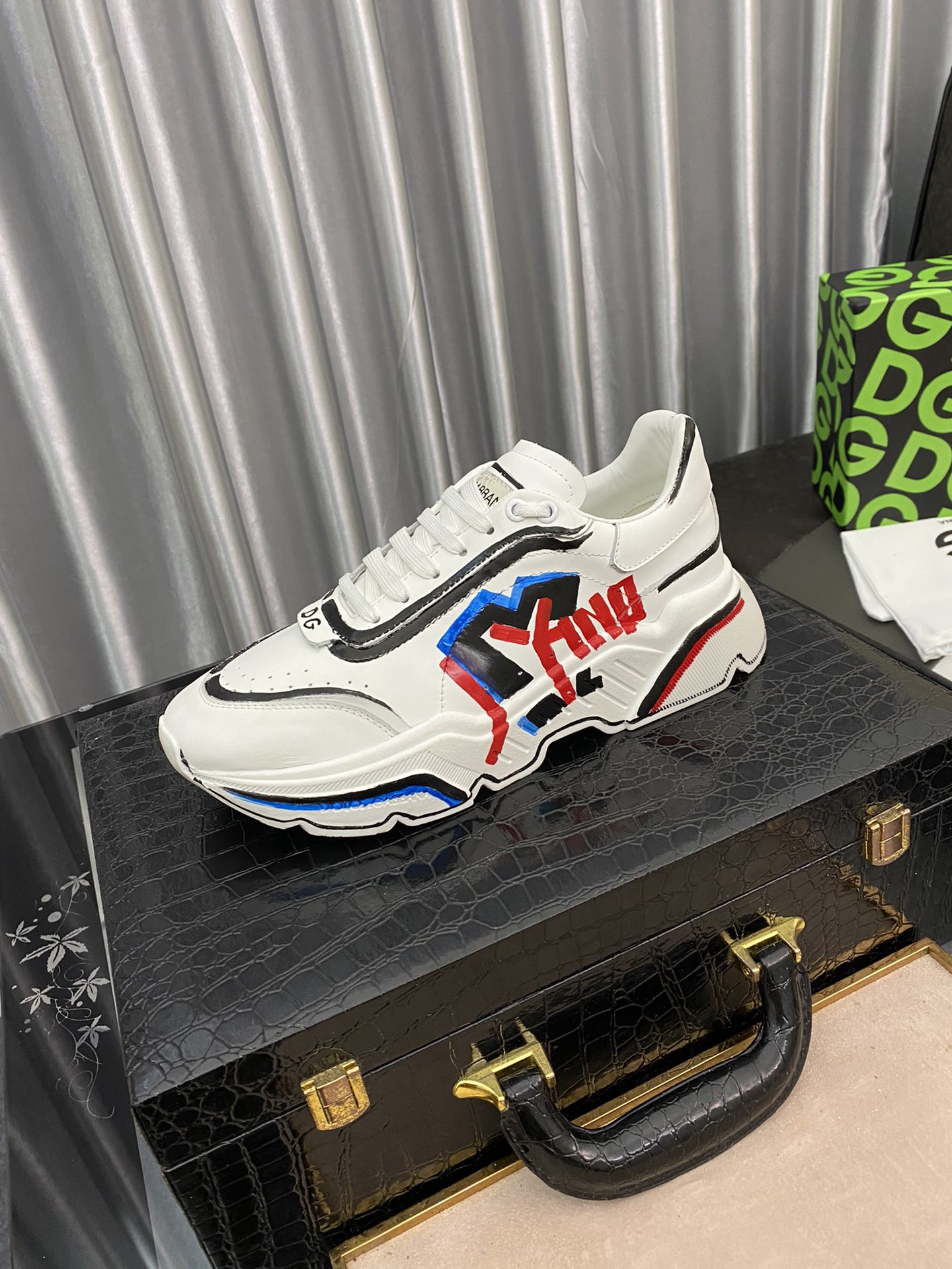 Dolce & Gabbana Low Tops Sneakers 74 - vstockx