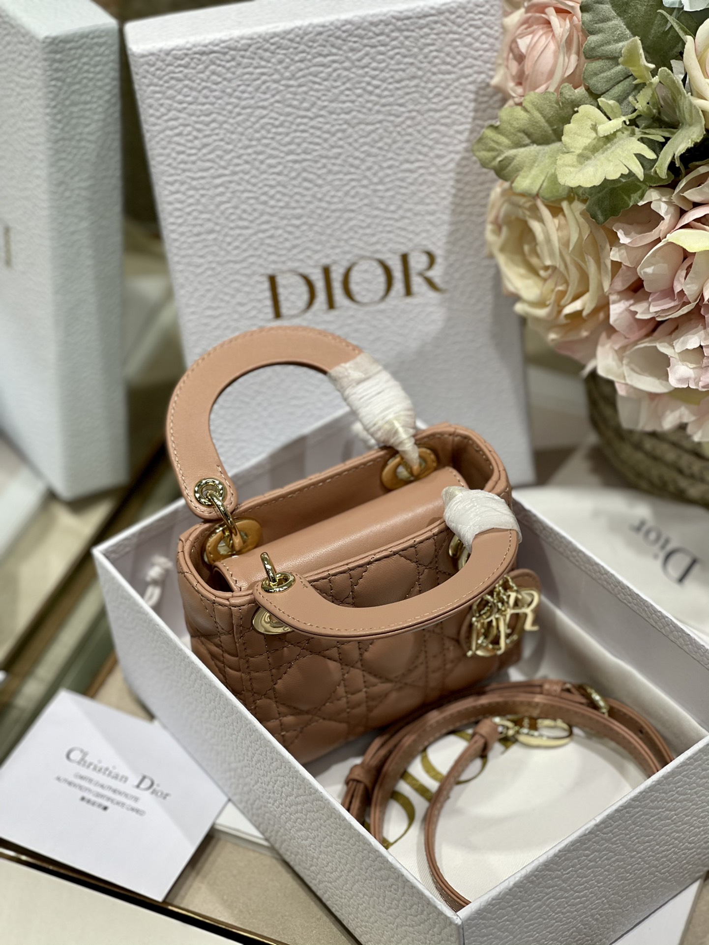 Handbags Dior  M B 6601 size:12*10*5 cm - vstockx